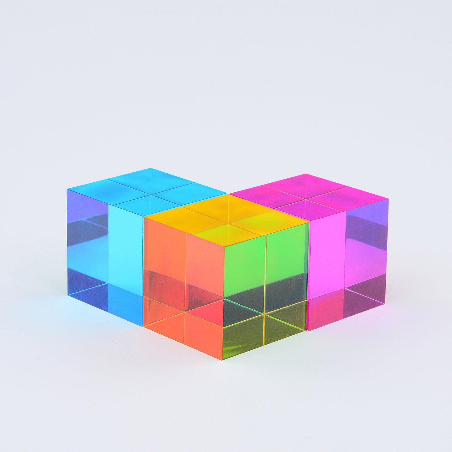 THE M CUBE - CMY Cubes